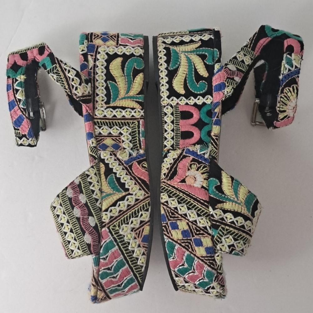 River Island Russia Platform Vibrant Folk Art Embroidered Ankle Strap Sandals 8 - Picture 4 of 14